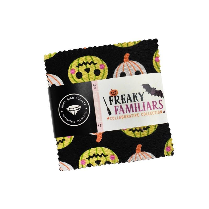 Ruby Star Society | Freaky Familiars | Mini Charm RS5190MC