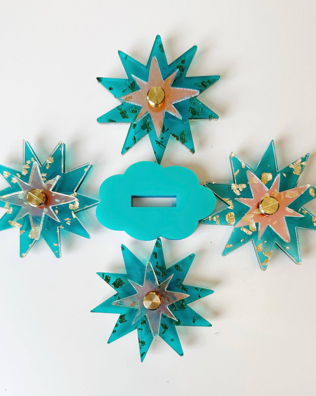 Star and cloud thread cutter