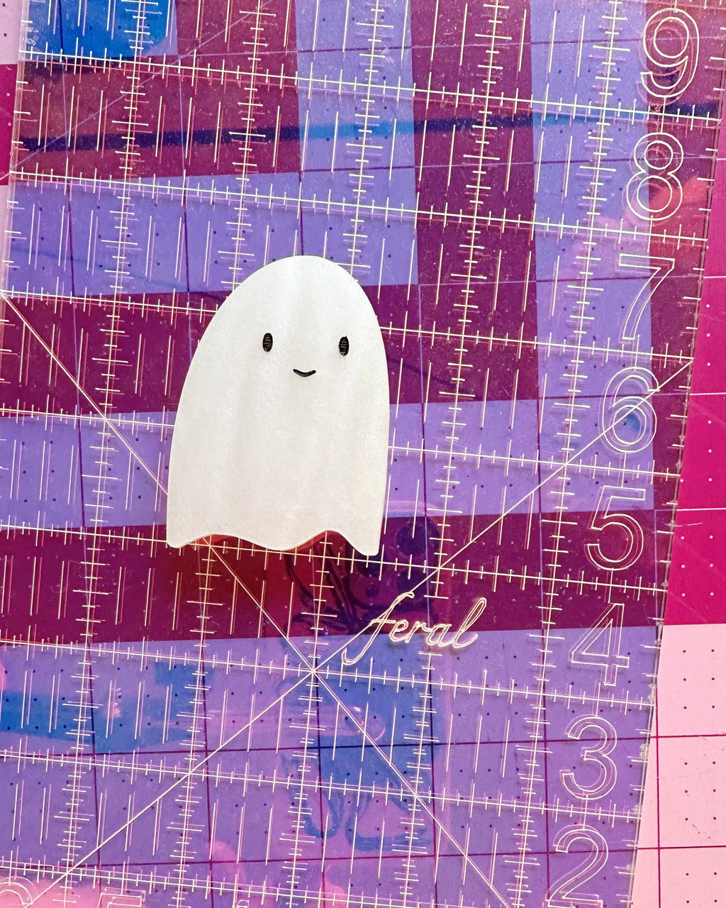 Ghost pop-up ruler handle