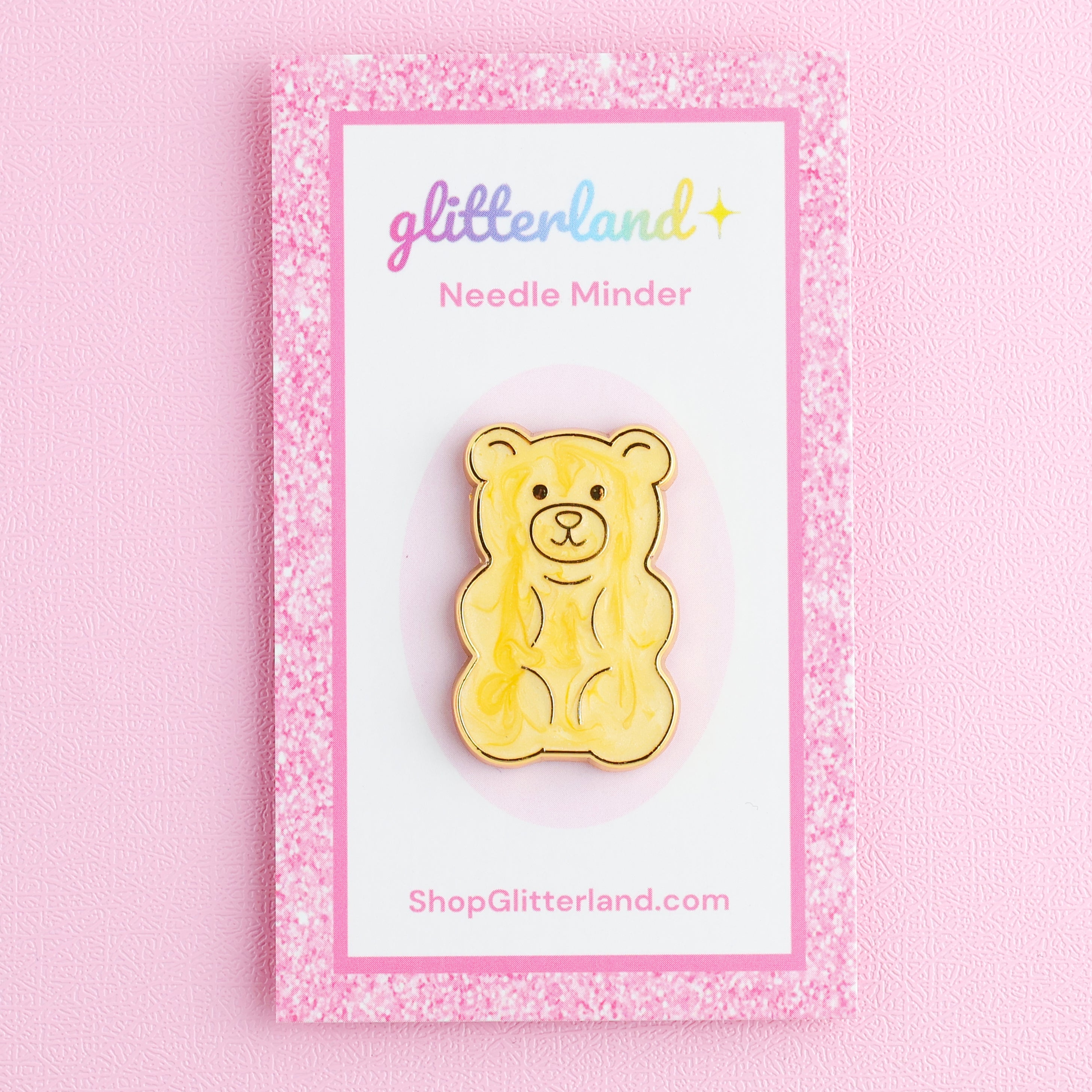 Glitterland | Pineapple Gummy Bear Needle Minder