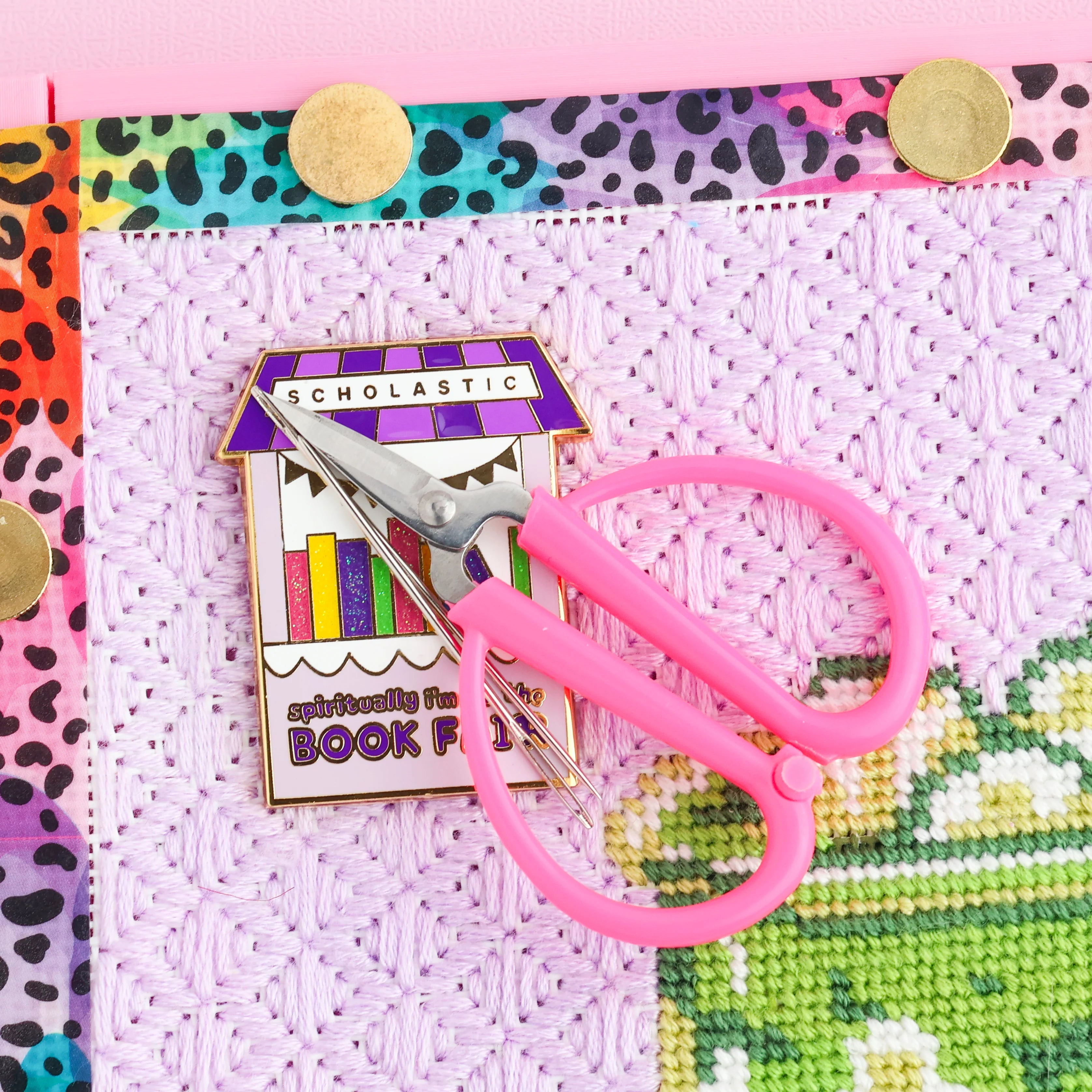 Glitterland | Book Fair Stand Needle Minder