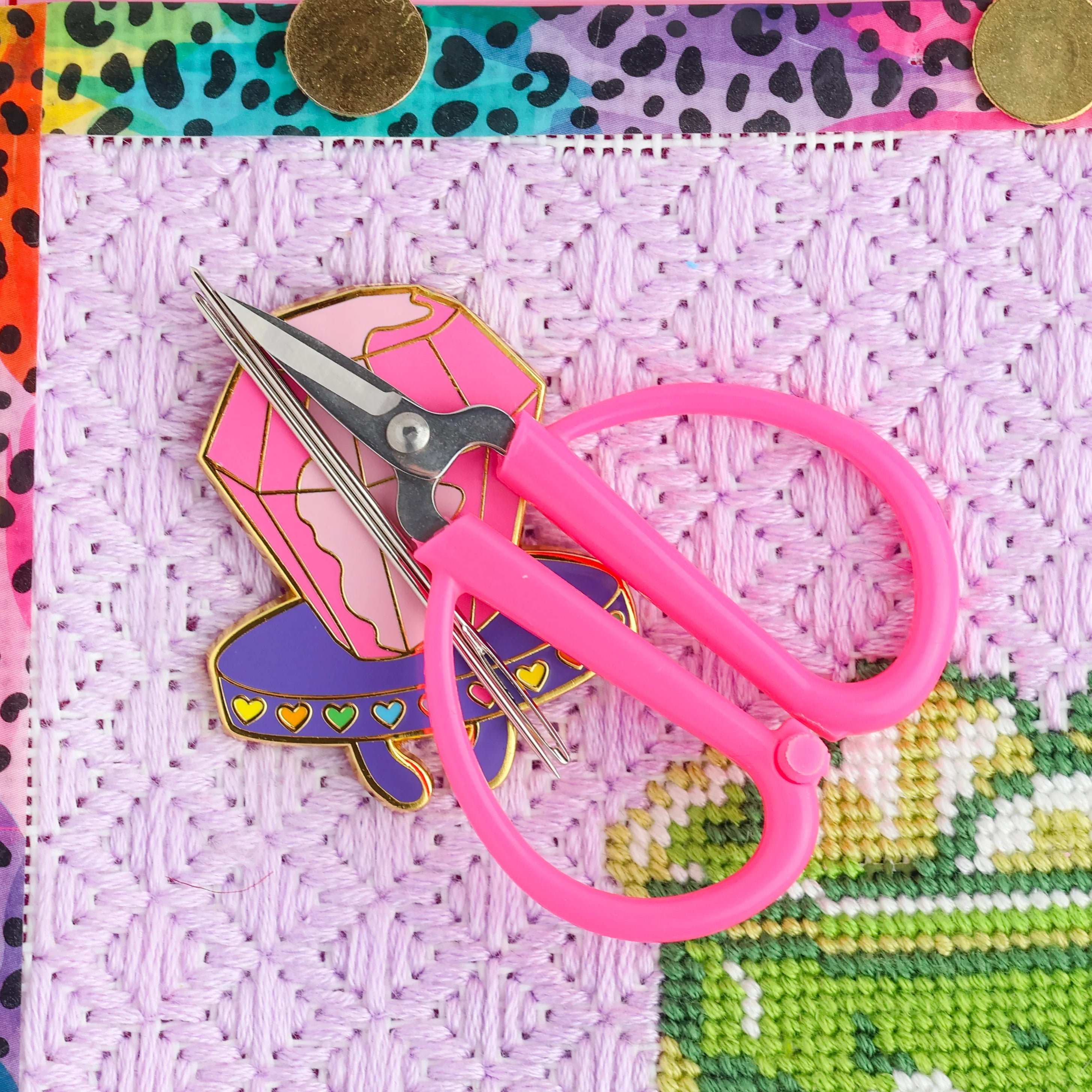 Glitterland | Ring Candy Needle Minder