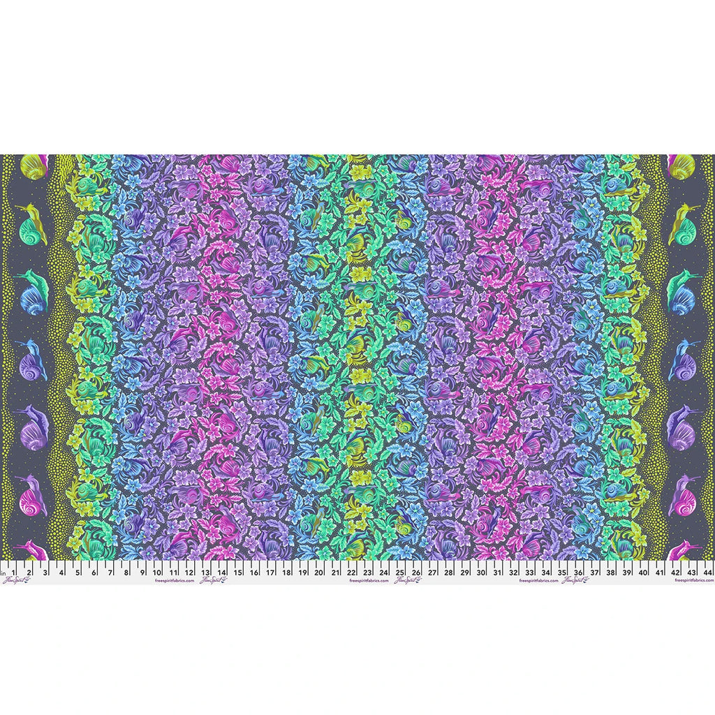 Tula Pink | Down to Earth | Snailed It! - Daybreak PWTP295.DAYBREAK