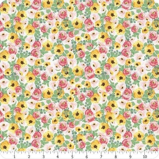 Riley Blake Designs | My Mind's Eye | Spring Gardens | Cream Floral(Fat Quarter 18x21")